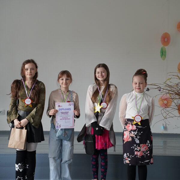 3.-4.klašu grupā - SAULAINĀKĀ KOMANDA - "SPICĀS ZVAIGZNES"