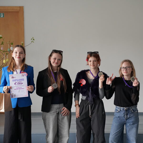 5.-6.klašu grupā 2.vieta - "LABĀKAIS ČETRINIEKS"